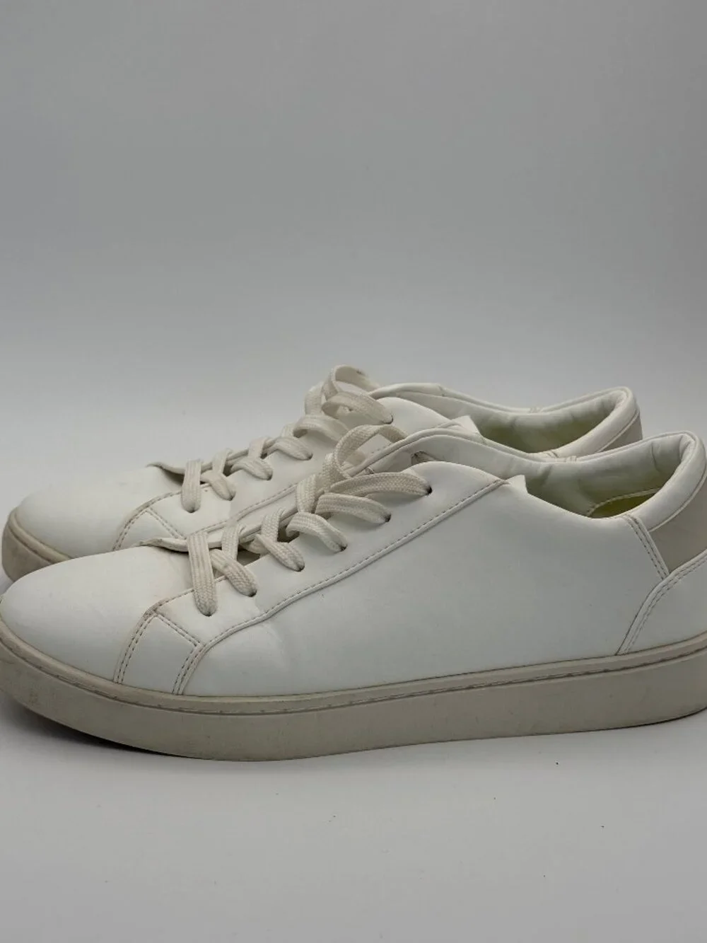 Thousand Fell Women's Lace Up Vegan Leather Sneakers White Cream Size 9.5
